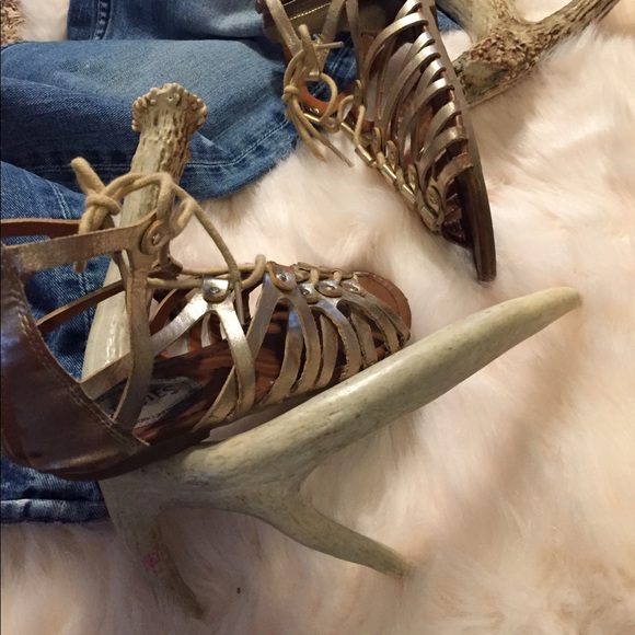 Shoestrings sandals girls size 2 - Picture 4 of 5